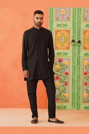 TheEthnic.Co Striped Printed Mandarin Collar Pure Cotton Straight Kurta