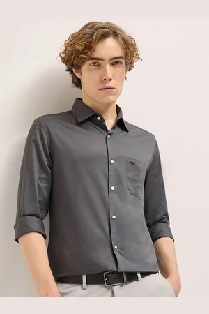 The Bear House Men Tailored Fit Cotton Formal Shirt