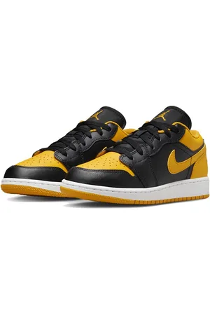 Nike Boys Air Jordan 1 Low Older Shoes