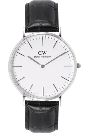 Daniel Wellington Men Dial & Leather Textured Straps Analogue Watch DW00100028K