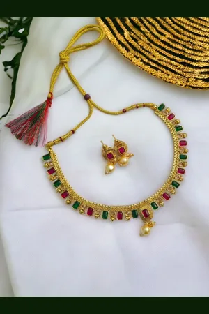 The Pari Gold-Plated Stone-Studded Jewellery Set