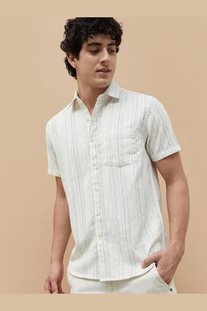 Lifestyle Men Spread Collar Textured Cotton Casual Shirt