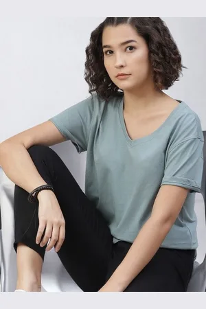 Guti Women Pure Cotton Pockets T-shirt