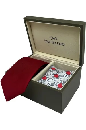 The Tie Hub Men Accessory Gift Set of Silk Necktie with Silk Pocket Square