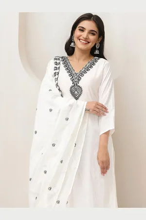 Ishin Floral Yoke Design Straight Kurta with Trousers & Dupatta