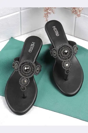 Metro Women Embellished Flatform Heel