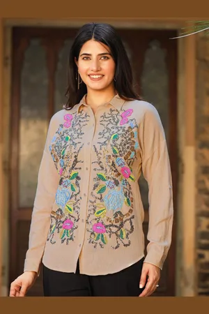Juniper Women Classic Spread Collar Floral Printed Casual Shirt