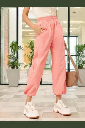 DressBerry Women Relaxed Rebel High-Rise Toggle Hem Joggers