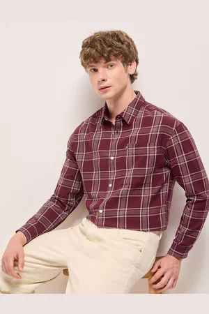 The Bear House Men Opaque Checked Casual Shirt