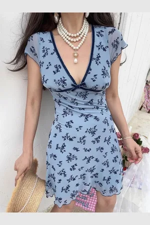 HERE&NOW Women V-Neck Short Sleeves Floral Printed Bodycon Dress