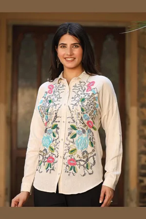 Juniper Women Classic Spread Collar Floral Printed Casual Shirt
