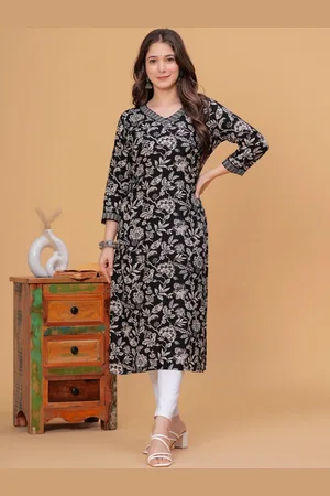 DRESSAR Floral Printed Regular Straight Kurta