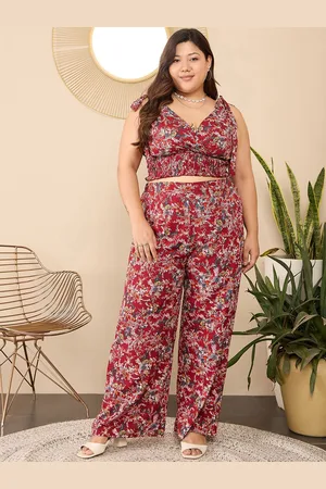 Berrylush Maroon Plus Size Floral Printed V-Neck Top & Trousers