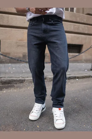 Powerlook Men Mildly Distressed Jeans