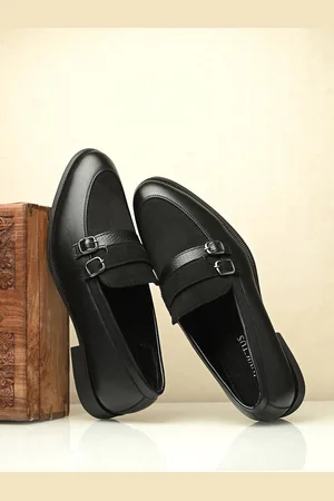 Invictus Men Textured Slip On Formal Loafers