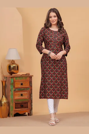 DRESSAR Floral Printed Gotta Patti Straight Kurta