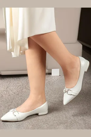 LAVIE Women Pointed Toe Ballerinas Flats