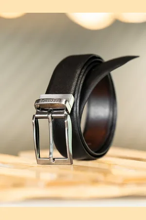 Red Tape Men Textured Leather Reversible Belt