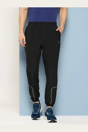 Slazenger Men Active Ultra-Dry Joggers With Reflective Detail