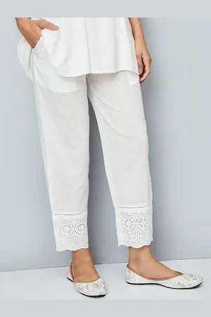 Max Collection Women Solid Mid-Rise Regular Trousers