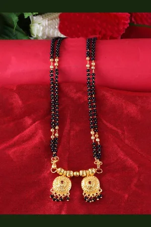 DIVASTRI Women Gold-Plated Black Beaded Mangalsutra