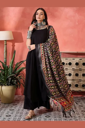 InWeave Women Regular Kurta with Palazzos & With Dupatta