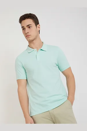 Parx Men Polo Collar Solid T-shirt