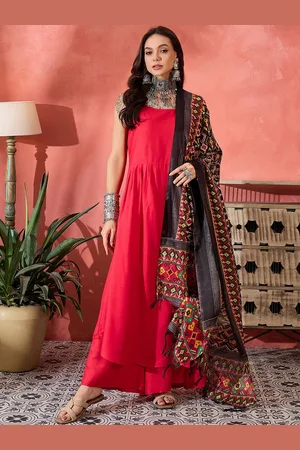 InWeave Women Regular Kurta with Palazzos & With Dupatta