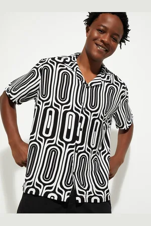 Max Collection URB_N Men Printed Slim Fit Shirt