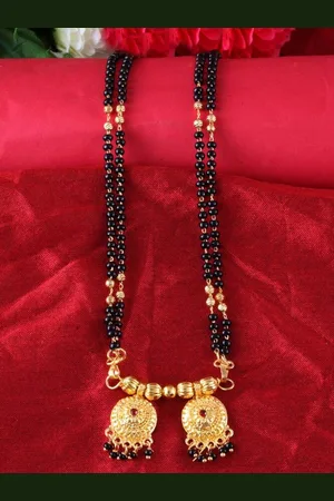 DIVASTRI Women Gold-Plated Black Beaded Mangalsutra