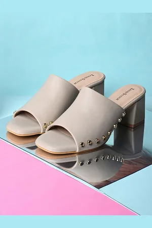 LOUIS STITCH Women Embellished Block-Heel Sandals