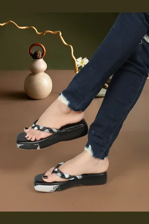 ICONICS Square Toe Flatform Heels