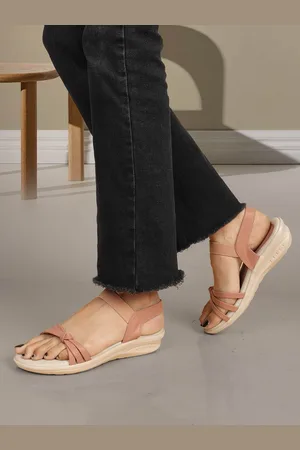 ICONICS Knotted Strap Comfort Heels