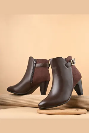 Roadster The Lifestyle Co Women Mid Top Pointed Toe Boots