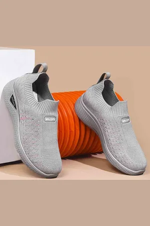 Welcome Women Slip-On Sneakers