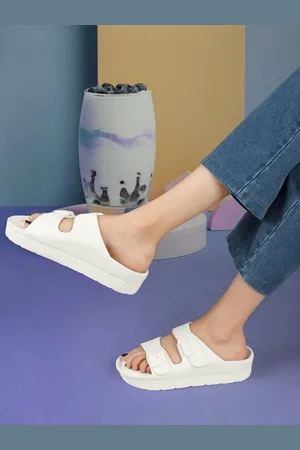 Carlton London Women Rubber Sliders