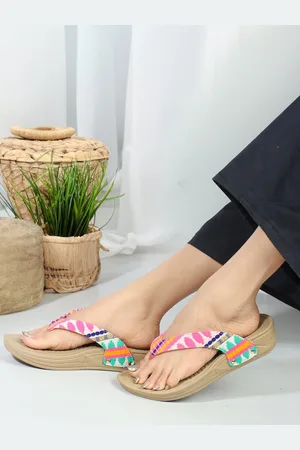 Carlton London Embroidered Thong Flip-Flops