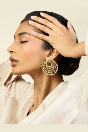 ISHARYA Contemporary Studs Earrings