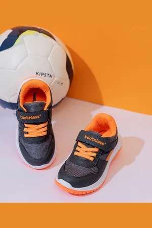 toothless Boys Colourblocked Sneakers