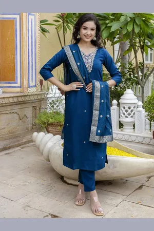Navlik Women Embroidered Regular Chanderi Silk Kurta with Trousers & With Dupatta