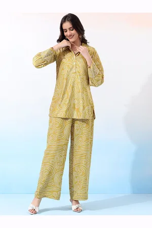 Bani Women Bani Winter Bandhani Printed Velvet Tunic & Palazzo