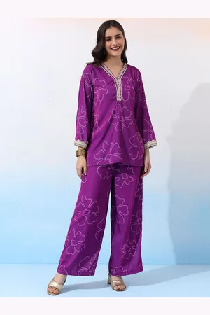 Bani Women Bani Winter V-Neck Printed Velvet Top With Palazzo