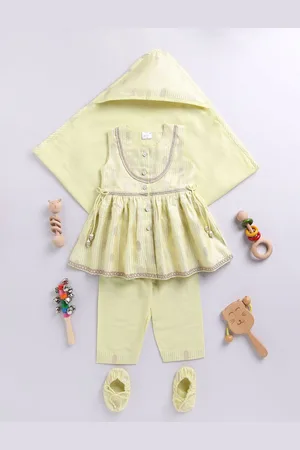 Vastramay Girls Ethnic Motifs Kurta Pyjama, Swaddle & Shoe Set