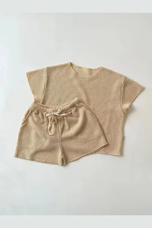 LULU & SKY Unisex Kids Top with Shorts