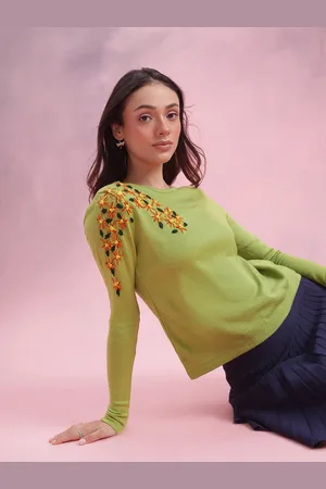DressBerry Floral Embroidered Detail Pullover