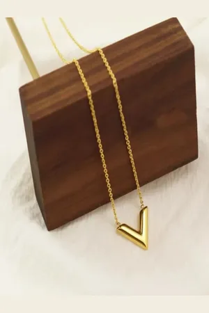 AQUASTREET 18K Antitarnish Waterproof V Shaped Pendant Necklace