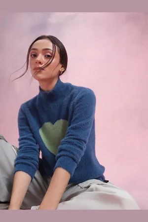 DressBerry Women Pullover with Fuzzy Detail