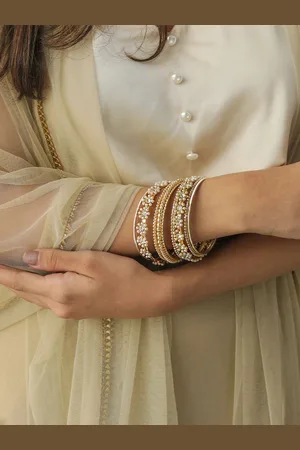 Fida Set Of 9 Gold Plated Stone Beaded Bangles