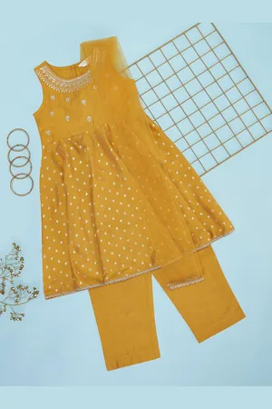 Pantaloons Girls Embroidered Kurta with Trousers & With Dupatta