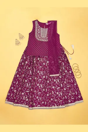 Pantaloons Girls Embroidered Sequinned Ready to Wear Lehenga & Blouse With Dupatta